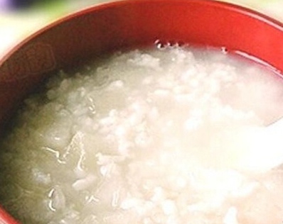 鱼台大米版香梨银耳粥是怎么做的
